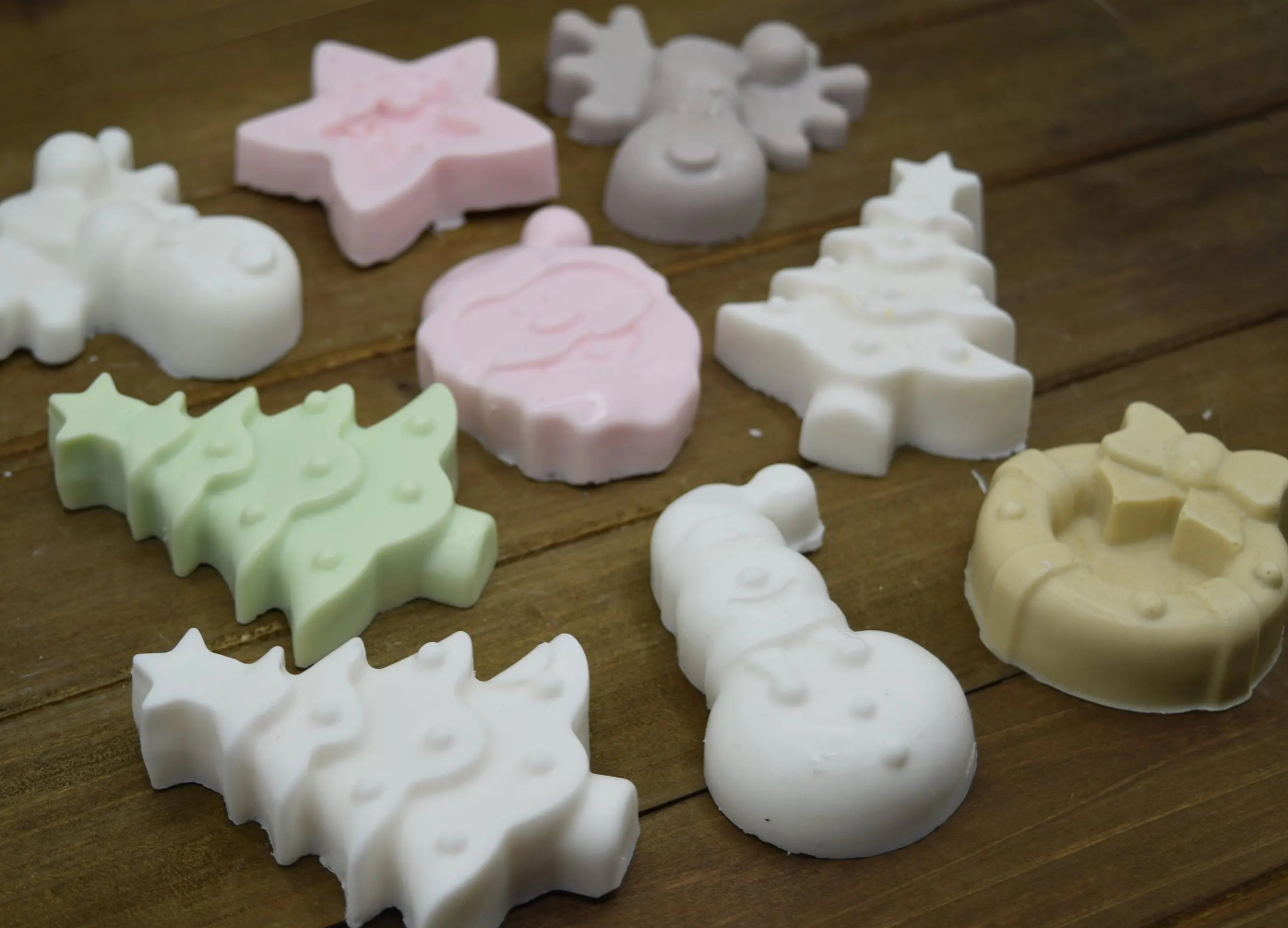 Decorative Season Greeting Natural Crafted, Soap Bar 2.5oz (Set of 6)